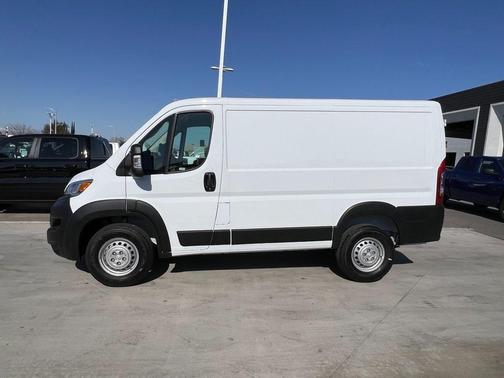 2025 RAM ProMaster 1500 Low Roof