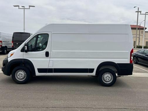 2025 RAM ProMaster 2500 High Roof