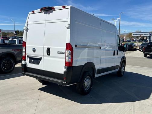 2025 RAM ProMaster 2500 High Roof