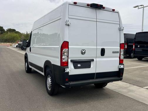 2025 RAM ProMaster 2500 High Roof