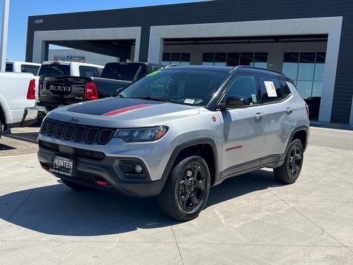 2023 Jeep Compass Trailhawk