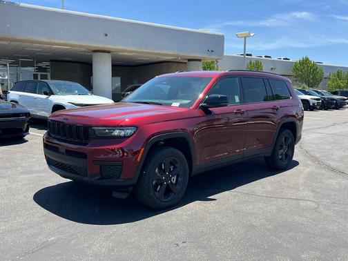 2025 Jeep Grand Cherokee L Laredo