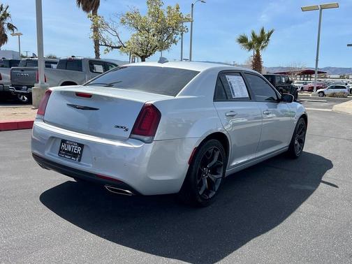 2021 Chrysler 300 S