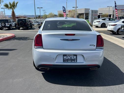 2021 Chrysler 300 S