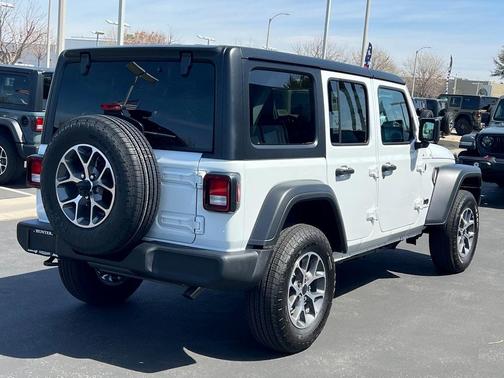 2025 Jeep Wrangler Sport