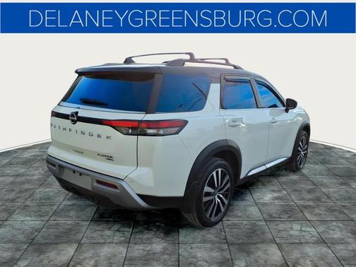 2024 Nissan Pathfinder Platinum