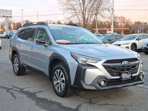 2023 Subaru Outback Premium