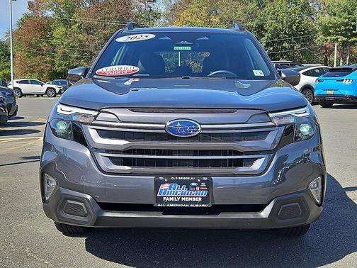 2025 Subaru Forester Premium Hybrid