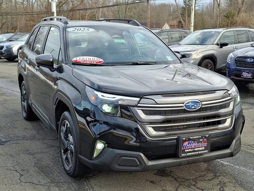 2025 Subaru Forester Premium Hybrid