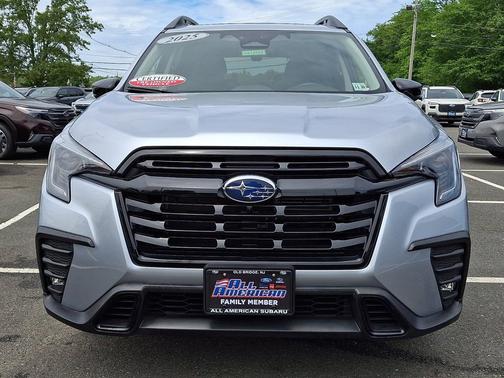 Ice Silver Metallic 2025 Subaru Ascent Onyx Edition Touring