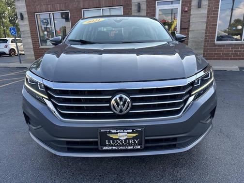 2022 Volkswagen Passat 2.0T SE