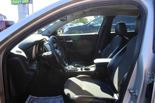 2014 Chevrolet Malibu 2LT for sale in Bridgeview, IL - image 18