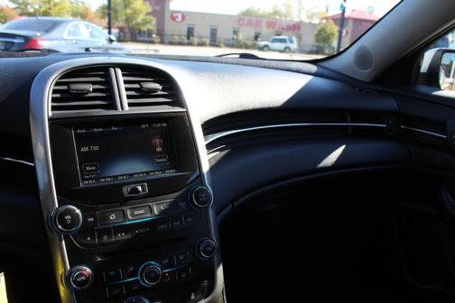 2014 Chevrolet Malibu 2LT for sale in Bridgeview, IL - image 27