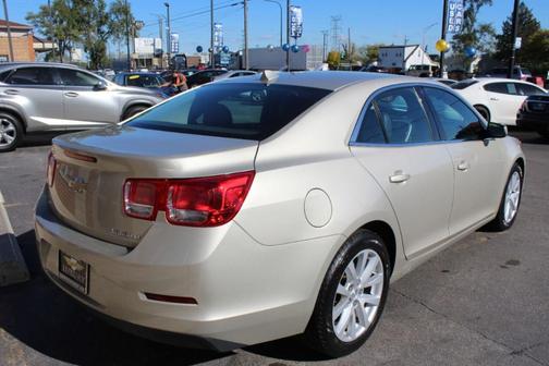 2014 Chevrolet Malibu 2LT for sale in Bridgeview, IL - image 12