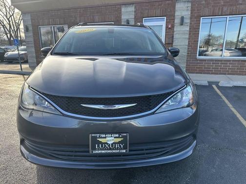 2020 Chrysler Voyager LXI