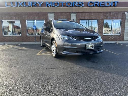 2020 Chrysler Voyager LXI