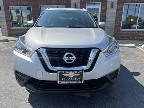 2020 Nissan Kicks SV