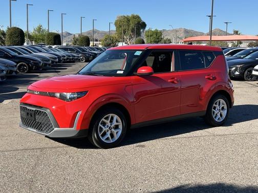2023 Kia Soul LX