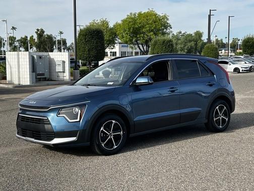 2024 Kia Niro Plug-In Hybrid EX