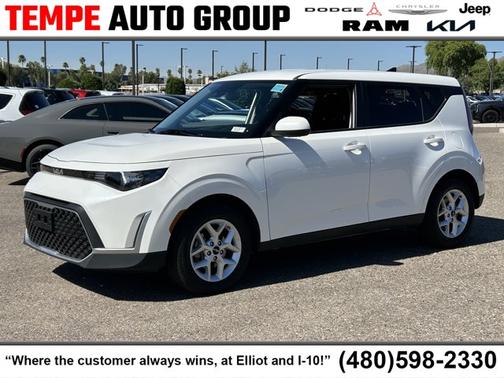 Snow White Pearl 2025 Kia Soul LX