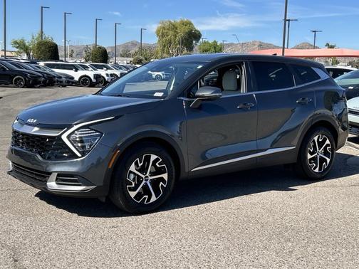 2024 Kia Sportage EX