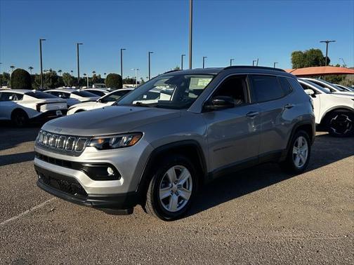 2022 Jeep Compass Latitude FWD