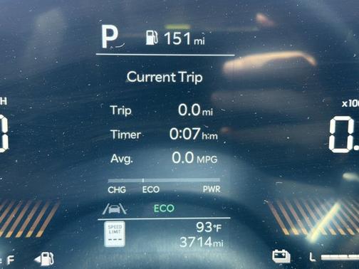 Snow White Pearl 2026 Kia Carnival Hybrid EX