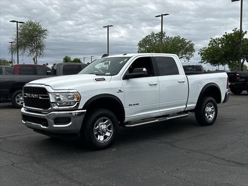2022 RAM 2500 Big Horn Crew Cab 4x4 64' Box