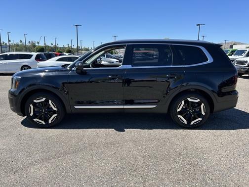 Ebony Black 2024 Kia Telluride EX