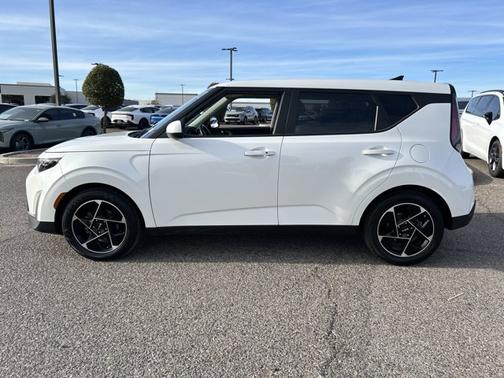 2023 Kia Soul EX