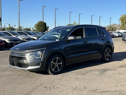 2023 Kia Niro EX