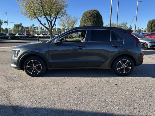 2023 Kia Niro EX
