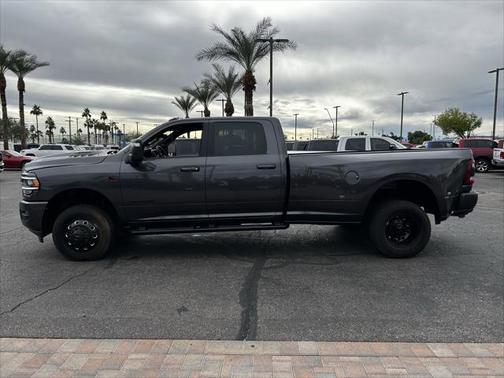 2024 RAM 3500 Laramie Crew Cab 4x4 8 Box