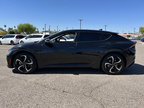Aurora Black Pearl 2023 Kia EV6 GT-Line