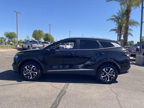 Fusion Black 2023 Kia Sportage Hybrid EX