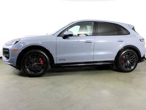 2025 Porsche Cayenne 