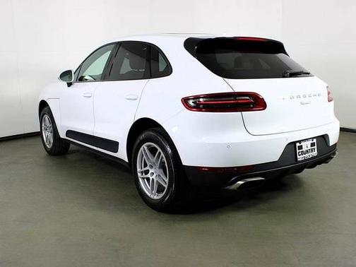 White 2018 Porsche Macan