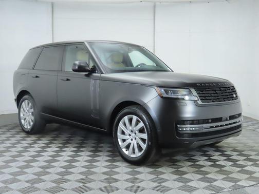 2025 Land Rover Range Rover P400 SE