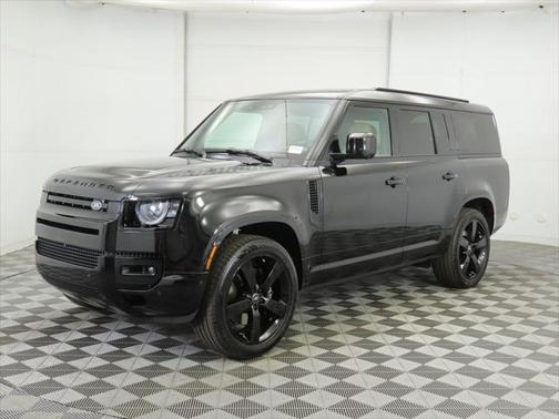 2025 Land Rover Defender V8