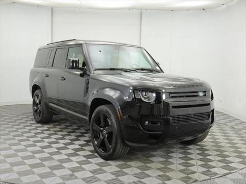 2025 Land Rover Defender V8