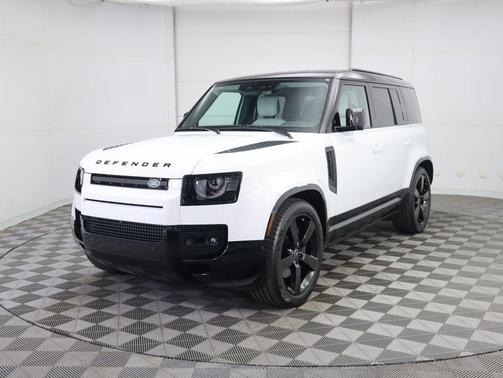 2025 Land Rover Defender 110 P400 X-Dynamic SE