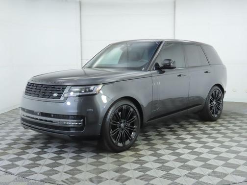 2025 Land Rover Range Rover P530 SE