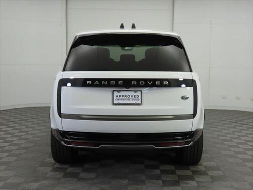 2023 Land Rover Range Rover P530 SE