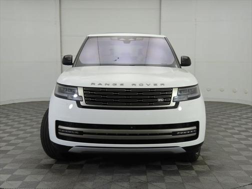 2023 Land Rover Range Rover P530 SE