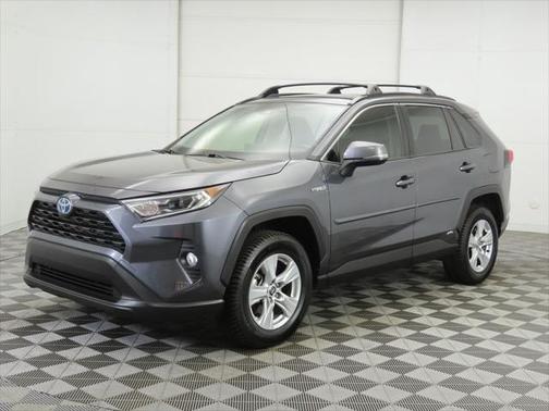 2020 Toyota RAV4 Hybrid XLE