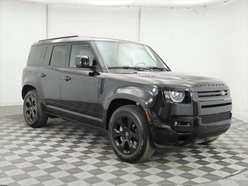 2025 Land Rover Defender 110 P400 X-Dynamic SE