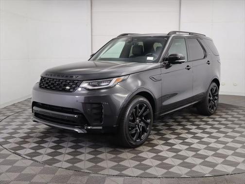 2025 Land Rover Discovery P300 Dynamic SE