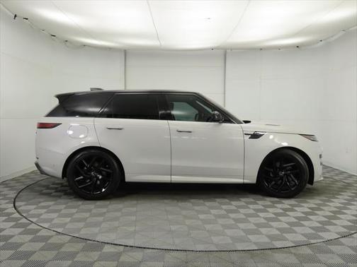 2023 Land Rover Range Rover Sport SE