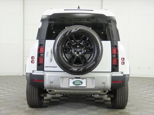 2025 Land Rover Defender 90 P300 S