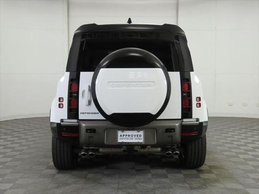 2025 Land Rover Defender 110 P500 X-Dynamic SE